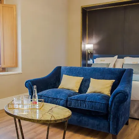 Ξενοδοχείο Halo Boutique 4*